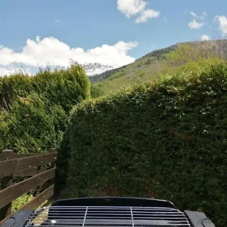 Maison Vue Montagne Avec Jardin *