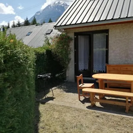 Maison Vue Montagne Avec Jardin Holiday home *